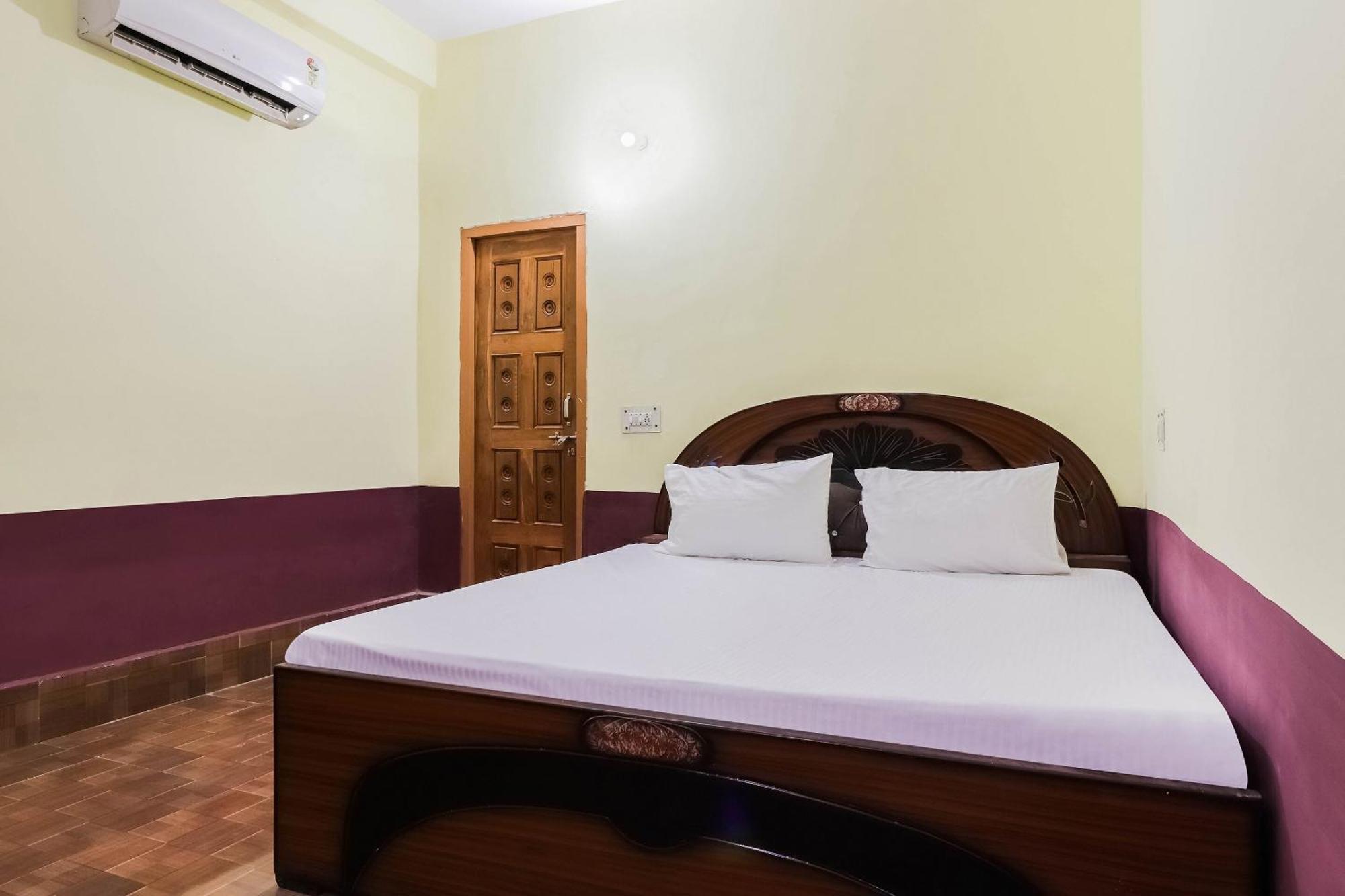 Hotel O Jyotish House Ayodhya Exterior photo
